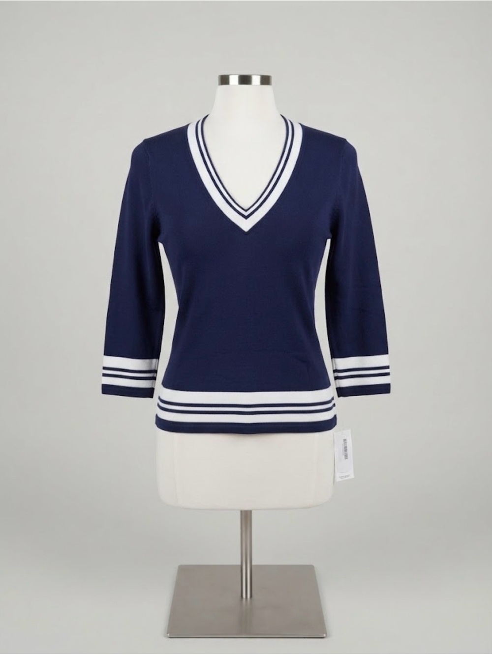YUKA Navy & White Contrast Stripe Fine Knit V-Neck Top Size Small